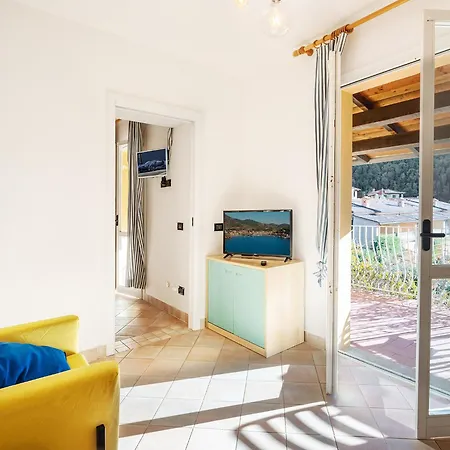 Apartment Quadrilocale 6 Posti Letto Vicino Al Mare *