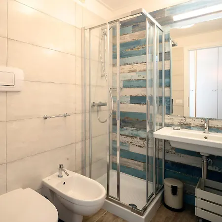 Apartament Quadrilocale 6 Posti Letto Vicino Al Mare *